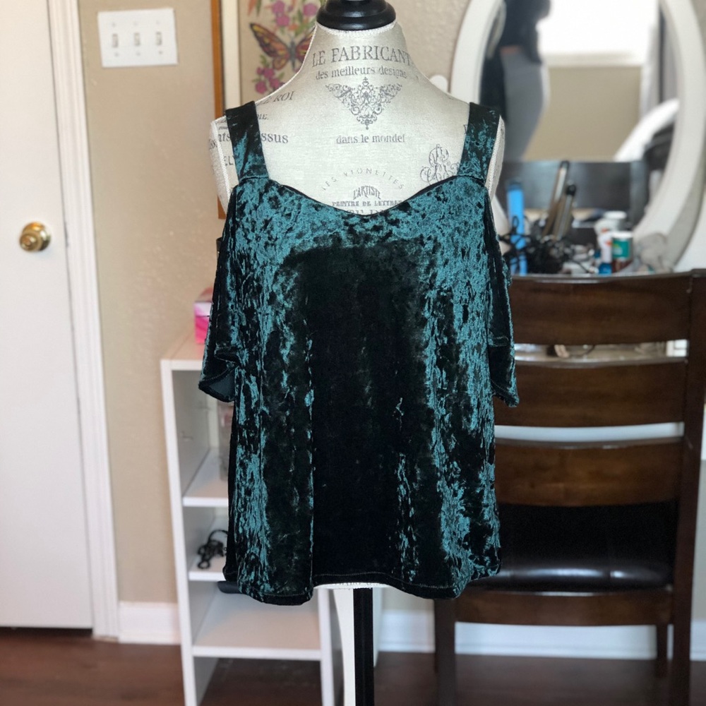 Crushed velvet top